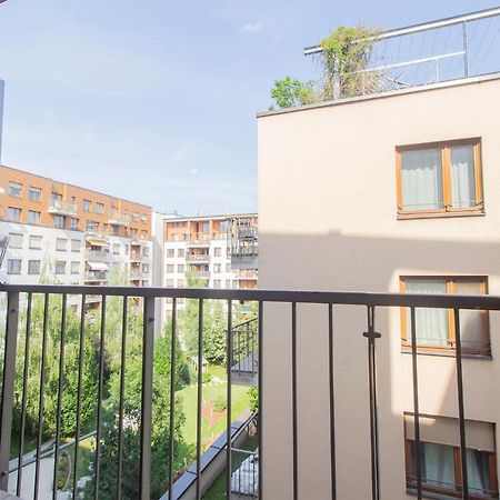 Appartamento Corvin Modern Studio With Ac, Parking Budapest Esterno foto